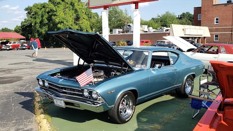 Augie & Ray's Drive In - East Hartford, CT