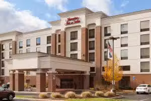Hampton Inn & Suites Hartford/East Hartford - East Hartford, CT