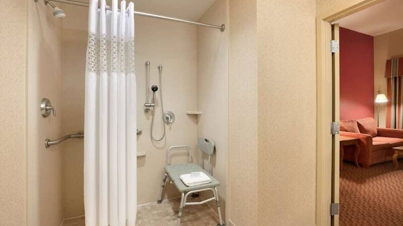 Hampton Inn & Suites Hartford/East Hartford - East Hartford, CT