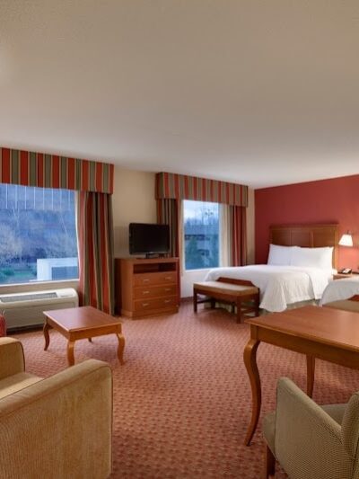 Hampton Inn & Suites Hartford/East Hartford - East Hartford, CT
