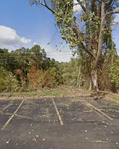Hocknaum River Linear Trail - East Hartford, CT