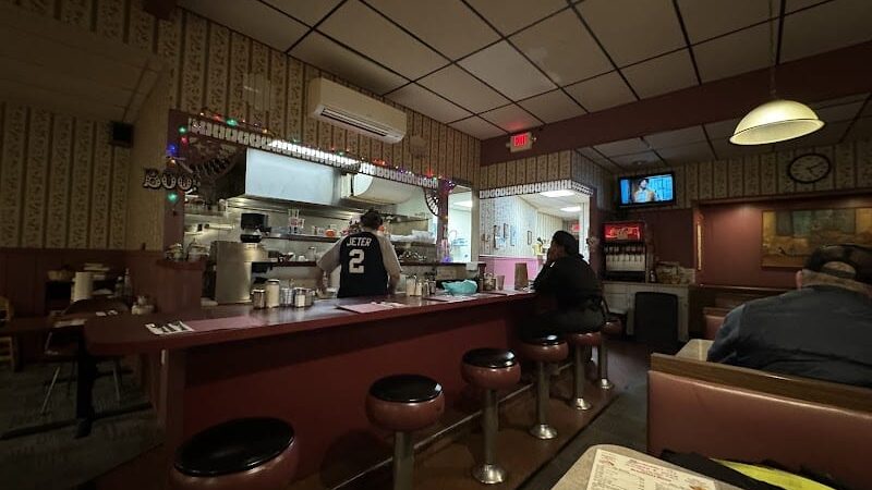 Maddie's - East Hartford, CT