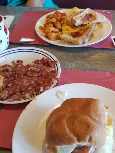 Maddie's - East Hartford, CT