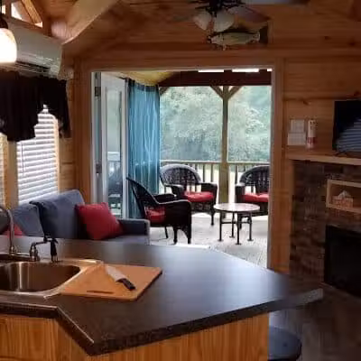 Charlie Brown Campground - Eastford, CT
