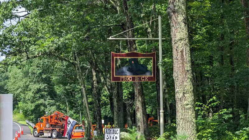 Frog Rock Seasonal Park - Eastford, CT
