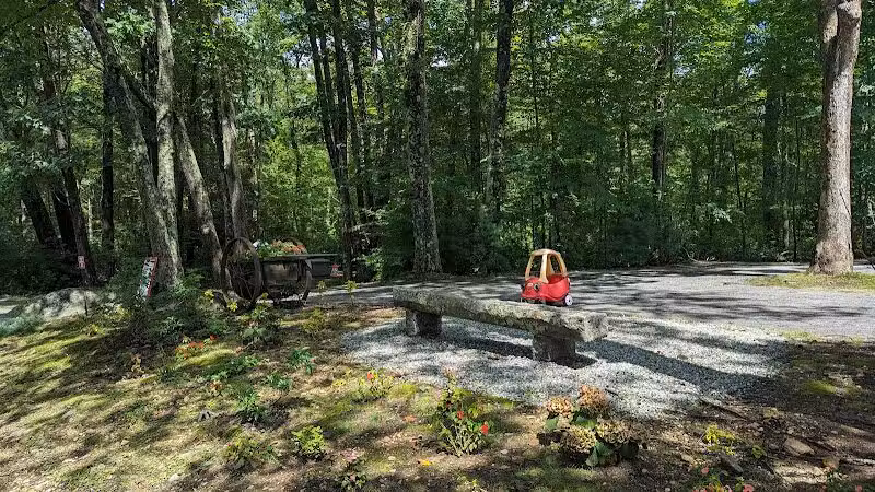 Frog Rock Seasonal Park - Eastford, CT