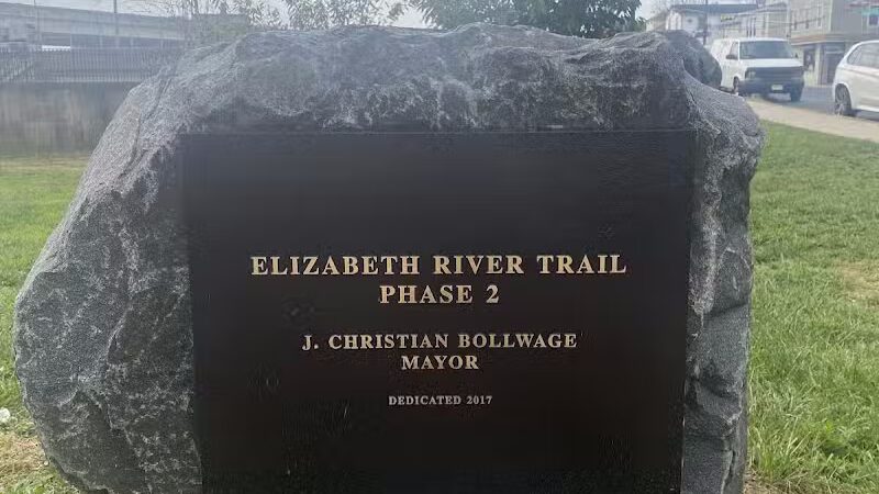 Elizabeth River Parkway - Elizabeth, NJ