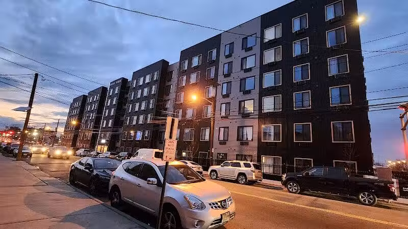 Jersey Walk - Elizabeth, NJ