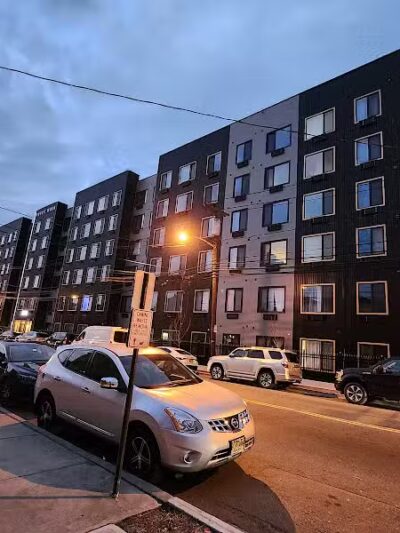 Jersey Walk - Elizabeth, NJ