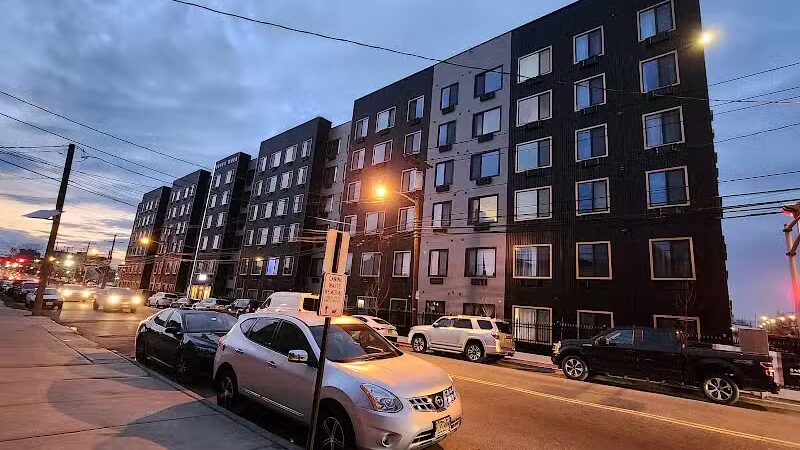 Jersey Walk - Elizabeth, NJ