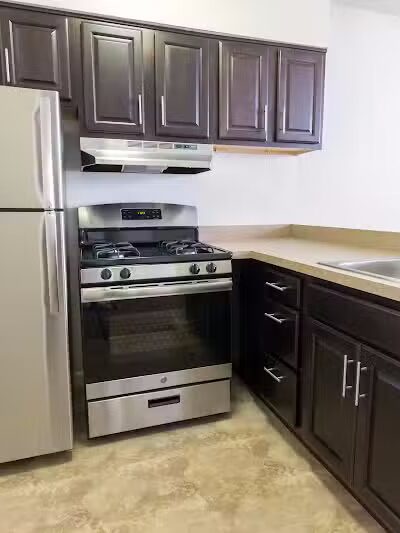 Turtle Village - Elizabeth, NJ