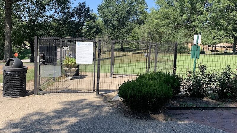 Bluebird Dog Park - Ellisville, MO