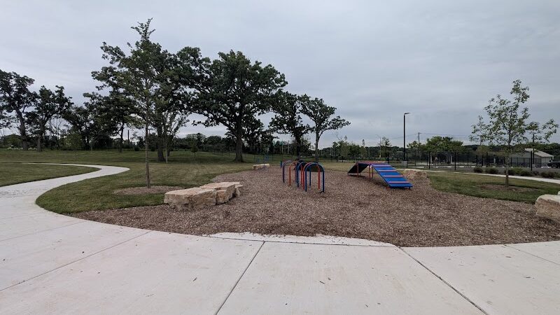 Canine Corner - Elmhurst, IL
