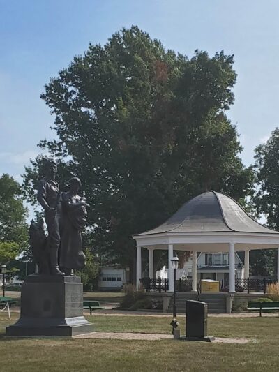 Elmwood Central Park - Elmwood, IL