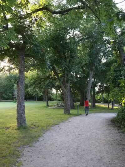 Villages of Bear Creek Park - Euless, TX