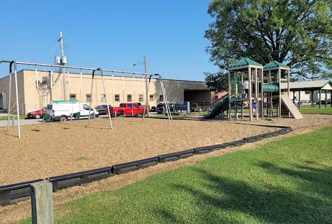 Sixth Avenue Park - Evansville, IN