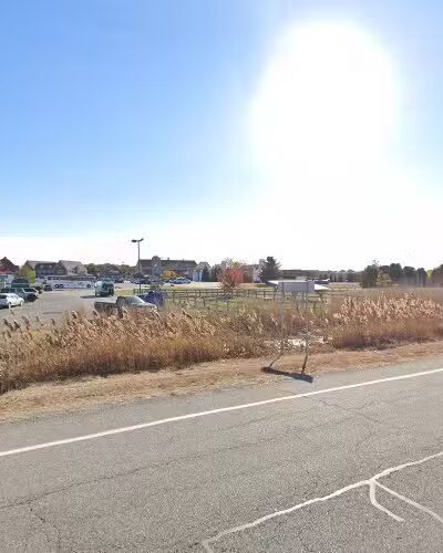 Dog park - Fair Oaks, IN