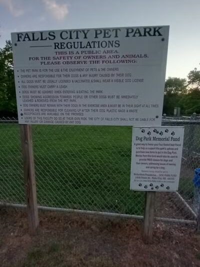 Falls City Dog Park - Falls City, NE