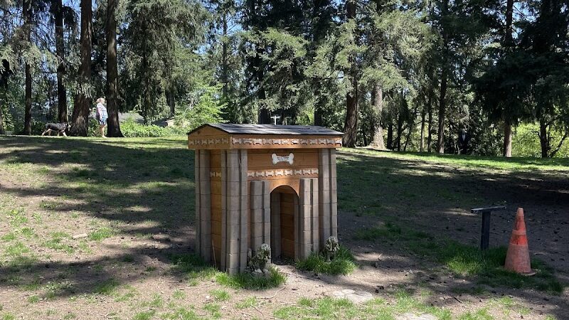 French Lake Off-Leash Dog Park