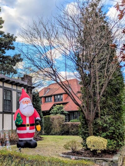 Gardens Rodelberg Park - Flushing, NY