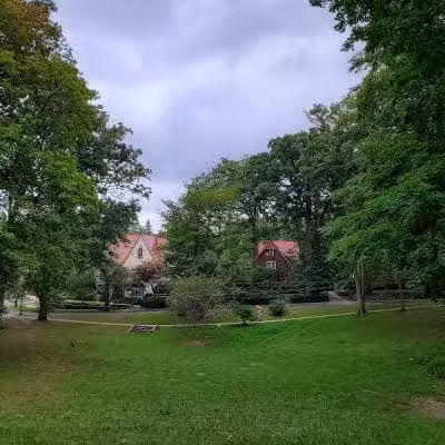 Gardens Rodelberg Park - Flushing, NY