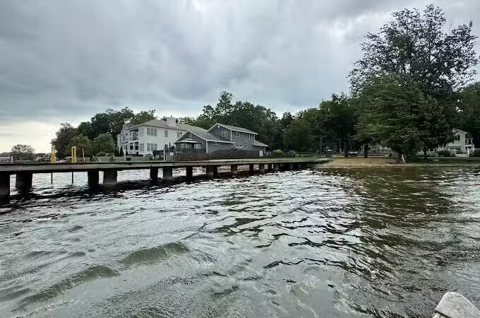 Forest Beach Park - Coloma,