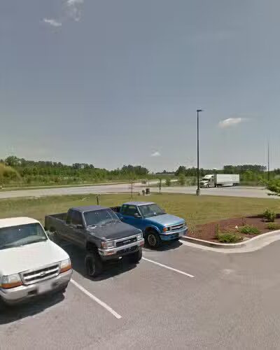 Dog Park at Love's Travel Stops - Franklin, VA