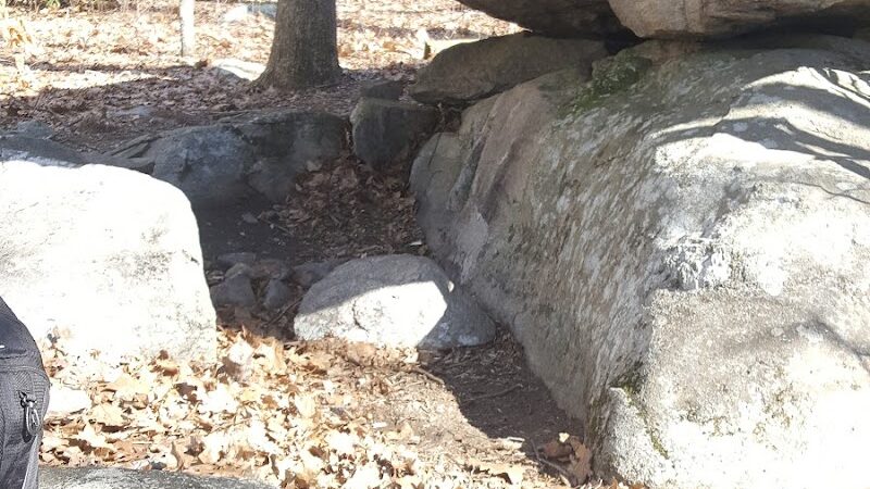 Ledyard Glacial Park - Parking Lot - Gales Ferry, CT