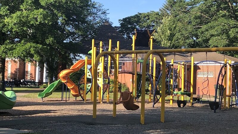 Geneseo City Park - Geneseo, IL