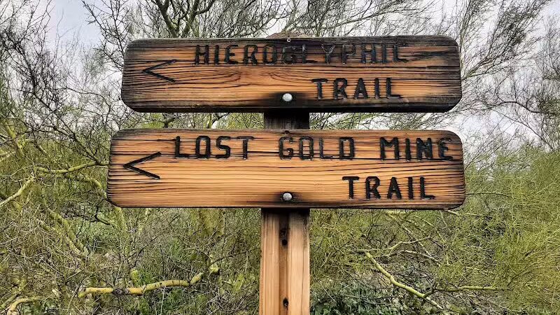 Hieroglyphic Trailhead - Gold Canyon, AZ