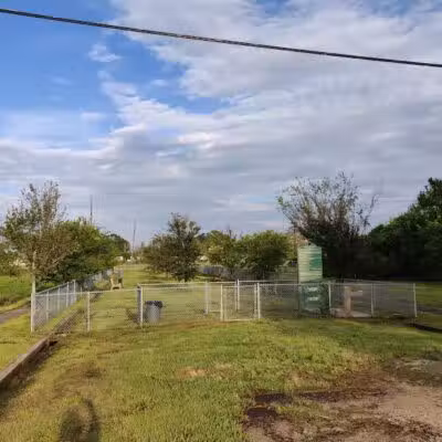 Gretna Dog Park - Gretna, LA