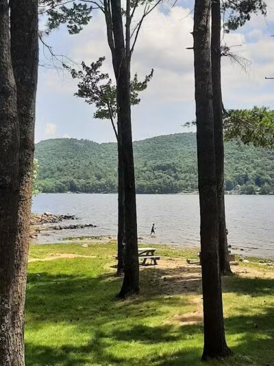 Sacandaga Lake Picnic Place - Hadley, NY