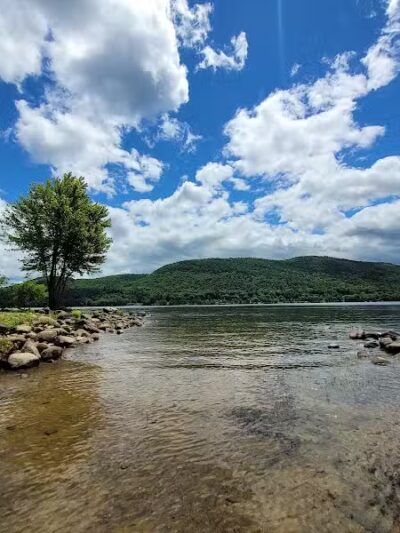 Sacandaga Lake Picnic Place - Hadley, NY