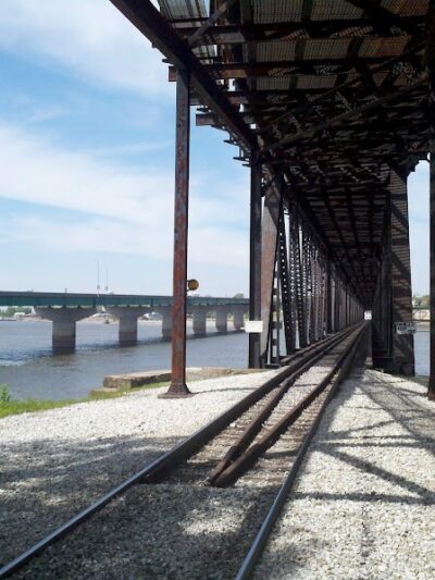 Montebello Nature Area - Hamilton, IL
