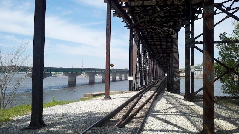 Montebello Nature Area - Hamilton, IL