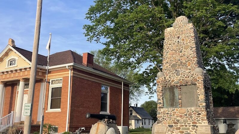 Hampton Heritage Park - Hampton, IL