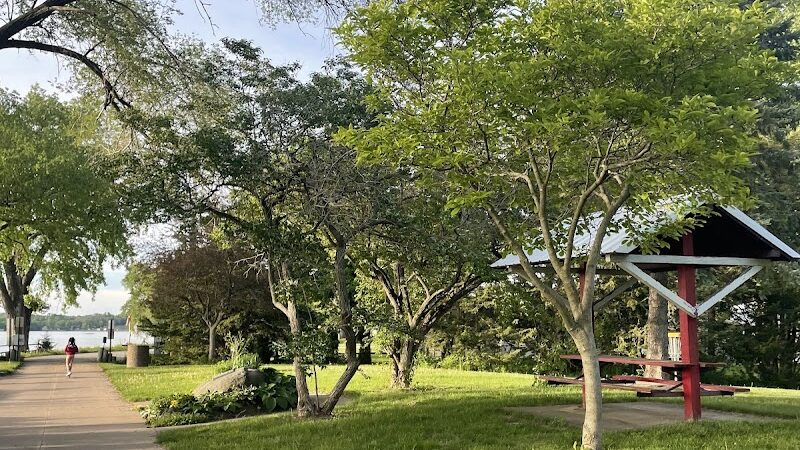 Hampton Heritage Park - Hampton, IL