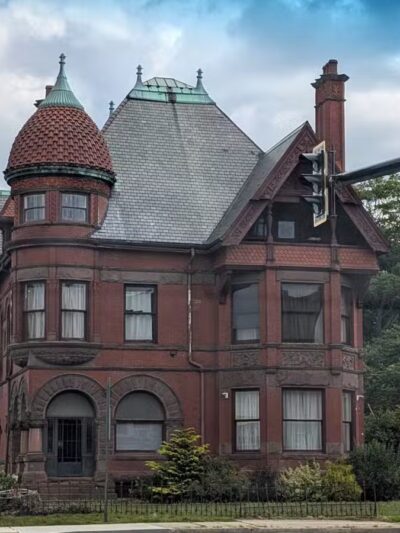 Barnard Park - Hartford, CT