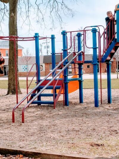 Central Park - Henry, IL