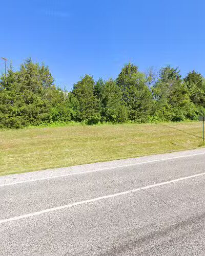 Dog Park at Love's Travel Stops - Herculaneum, MO