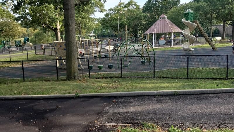 Grant Park - Hewlett, NY