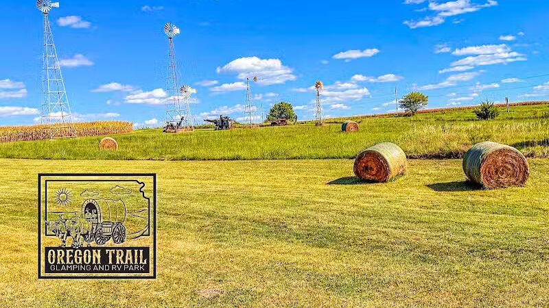 Oregon Trail Glamping and RV Park Hiawatha, KS - Hiawatha, KS