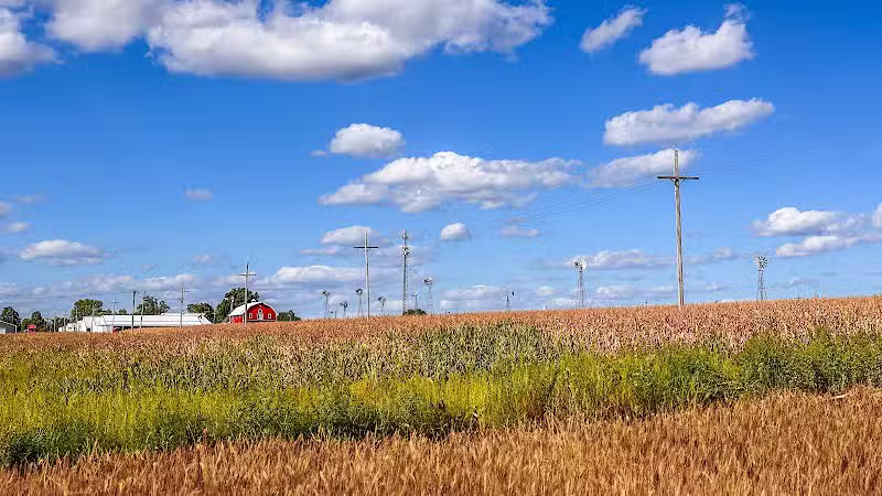 Oregon Trail Glamping and RV Park Hiawatha, KS - Hiawatha, KS