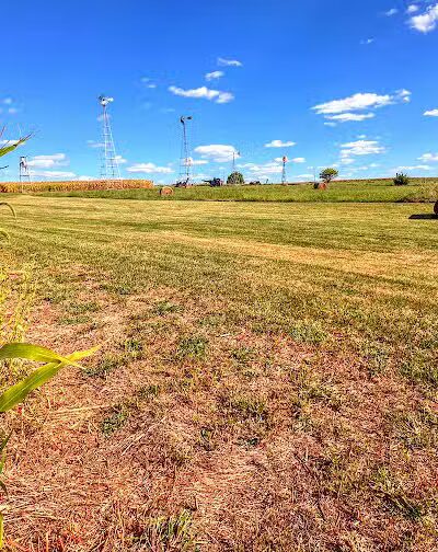 Oregon Trail Glamping and RV Park Hiawatha, KS - Hiawatha, KS