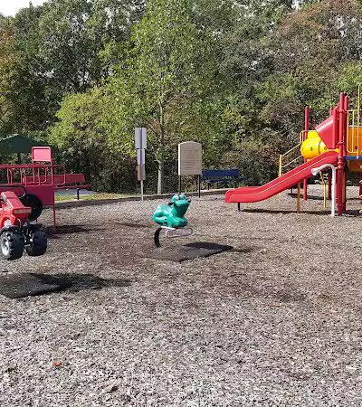 Hillsboro City Park - Hillsboro, MO