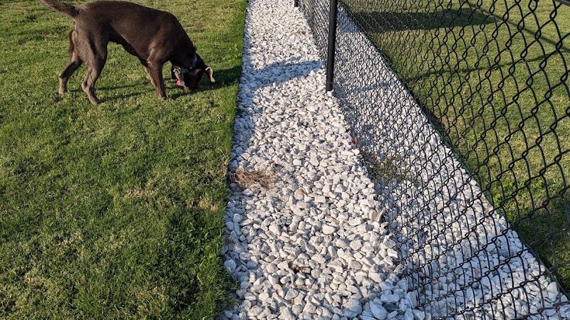 Dog Park at Love's Travel Stops - Hillsboro, TN