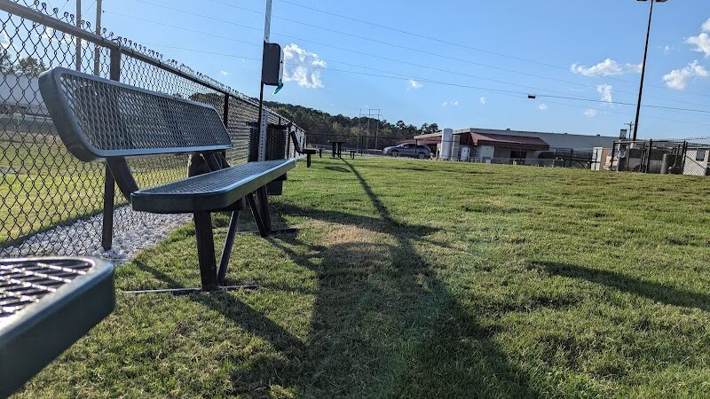 Dog Park at Love's Travel Stops - Hillsboro, TN