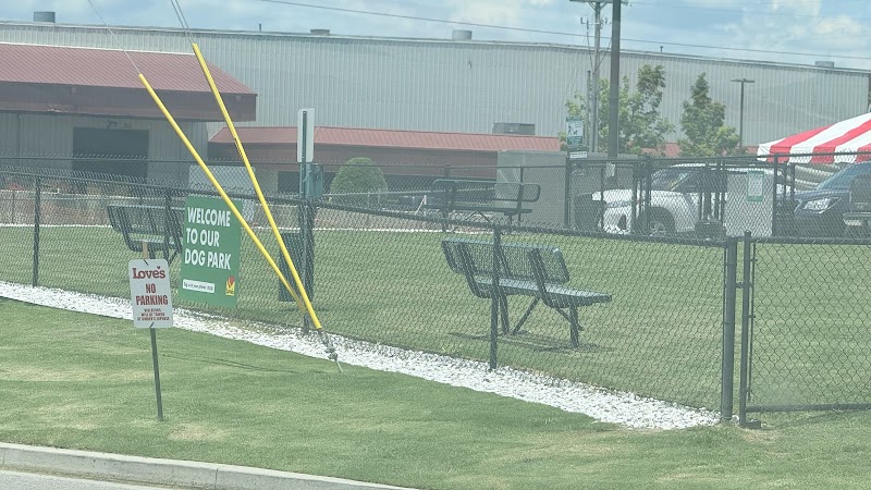 Dog Park at Love's Travel Stops - Hillsboro, TN