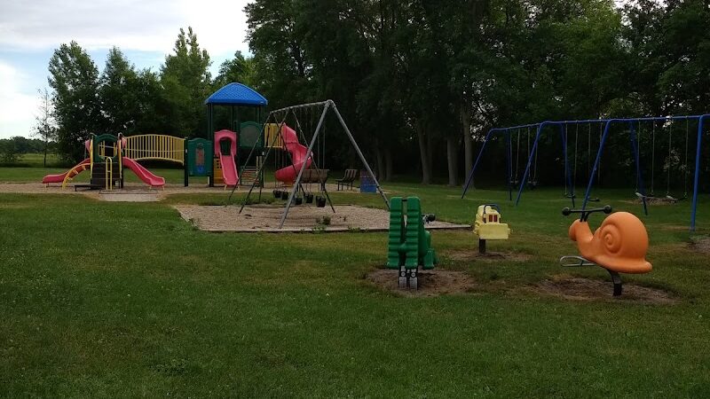 Hillsdale Park - Hillsdale, IL