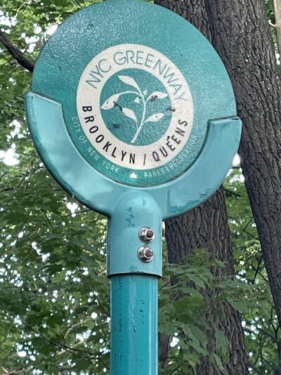 Vanderbilt Motor Parkway - Hollis Hills, NY